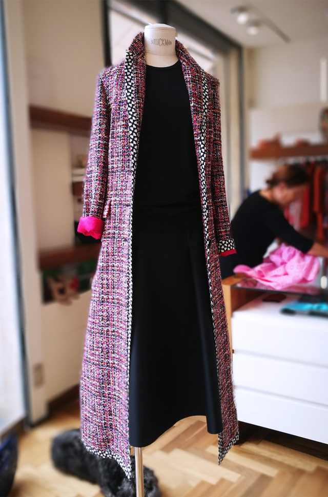 Abrigo de Etro Colección Resort 2018 hecho en boucle de algodón y vistas de viscosa. Hecho en Italia.