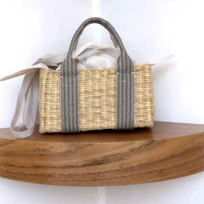 Bolso Muuñ de paja Manon K Cotton, tamaño mini e interior de algodón
