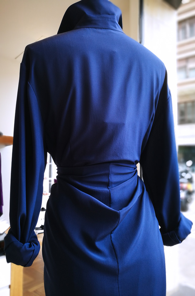 Vestido azul de Michael Kors Collection, colección desfile 2ª parte Moda 2018 100% seda. Hecho en Italia.