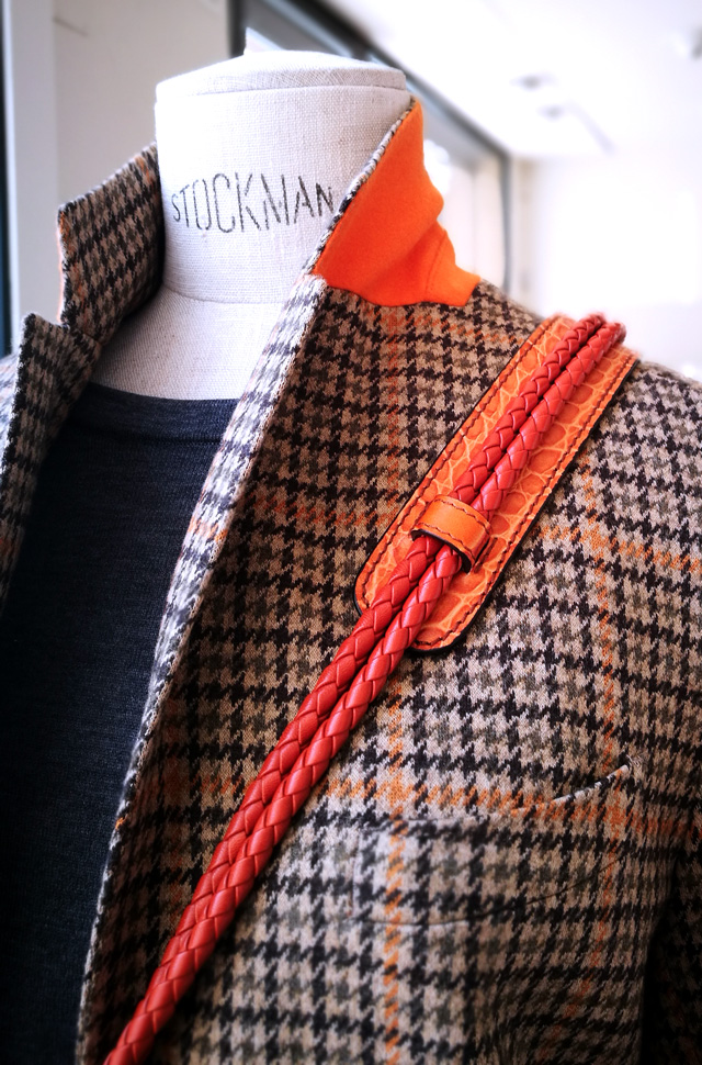 Etro 50 Aniversario: bolso y chaqueta pata de gallo; Punto de Roberto Colina y Denim de Citizens - Colección Otoño Invierno 2018 2019 - Patos Valencia