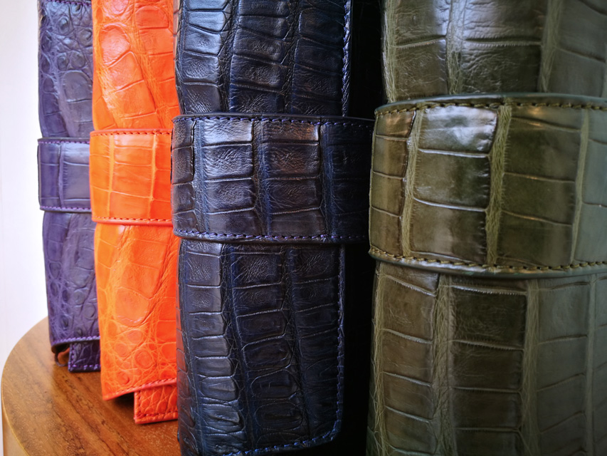 Bolsos tipo Clutch de Silvano Biagini 100% piel de cocodrilo