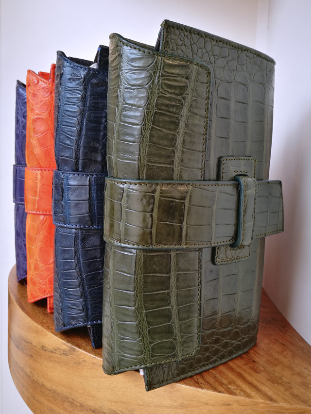 Bolsos tipo Clutch de Silvano Biagini 100% piel de cocodrilo