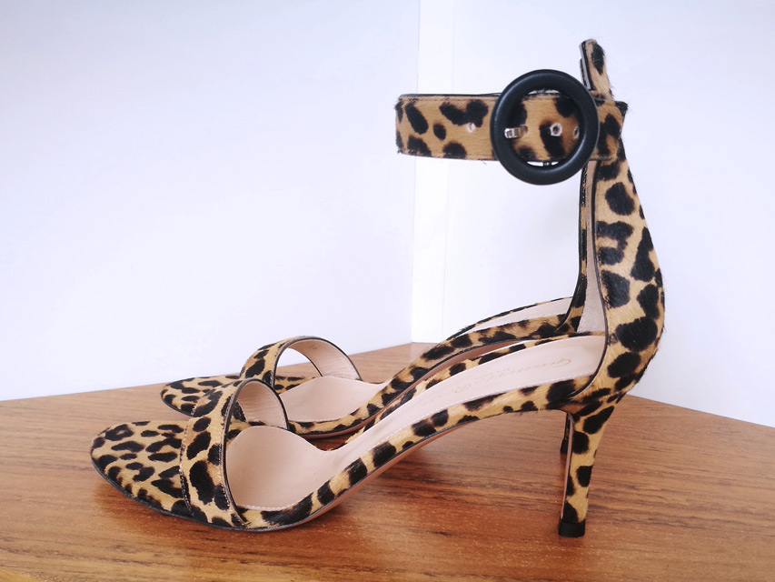 Zapato modelo Portofino Leopardo de Gianvito Rossi color natural - PATOS Valencia