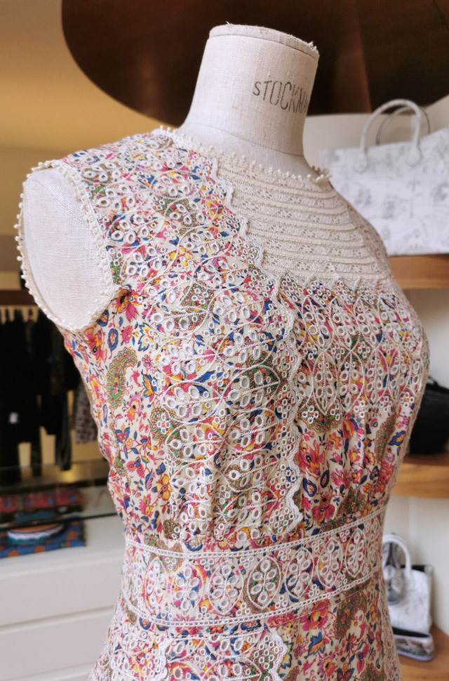 Vestido ETRO Primavera Verano 2021 con tejido de popelín - PATOS Valencia