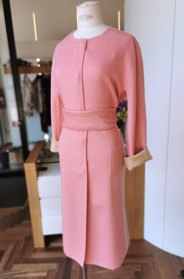 Abrigo de EMILIO PUCCI otoño invierno 2021 / 2022 - PATOS Valencia, España